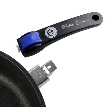 AMT Gastroguss, braiserpande, ø 28 cm, 7 cm høj, med aftageligt håndtag, 1 stk