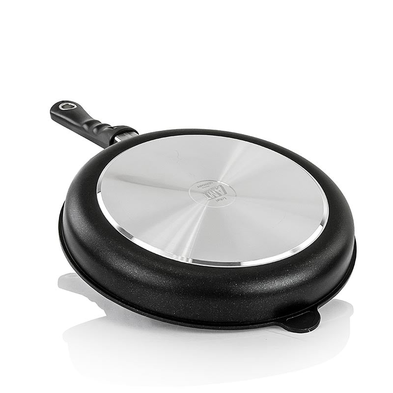 AMT Gastroguss, stegepande, ø 32 cm, 5 cm høj, 1 stk