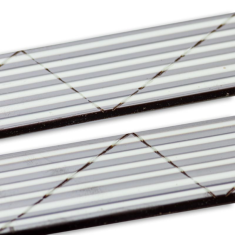Dekorationspynt "Domino Triangle" hvid/mørk chokolade stribet, 585 g, 314 stk