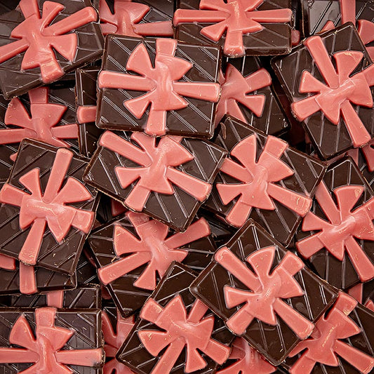 Gave med sløjfe af rød chokolade, 250 stk., 620 g, Dobla (78238), 620 g, 250 stk