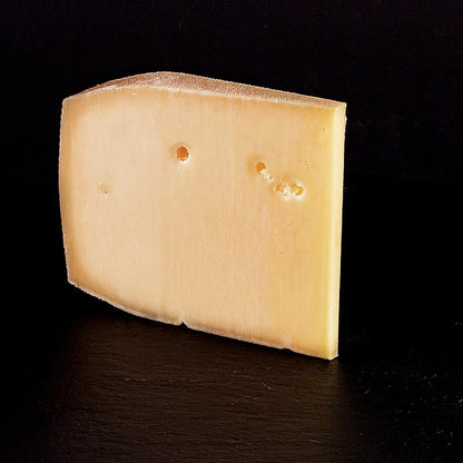 Aperitivo-ost, osteblanding affineret med mousserende vin, 175 g